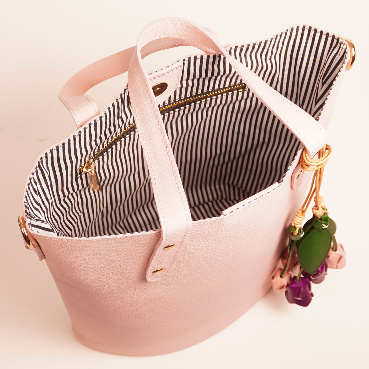 Chelsea Garden Bucket Bag (Blush