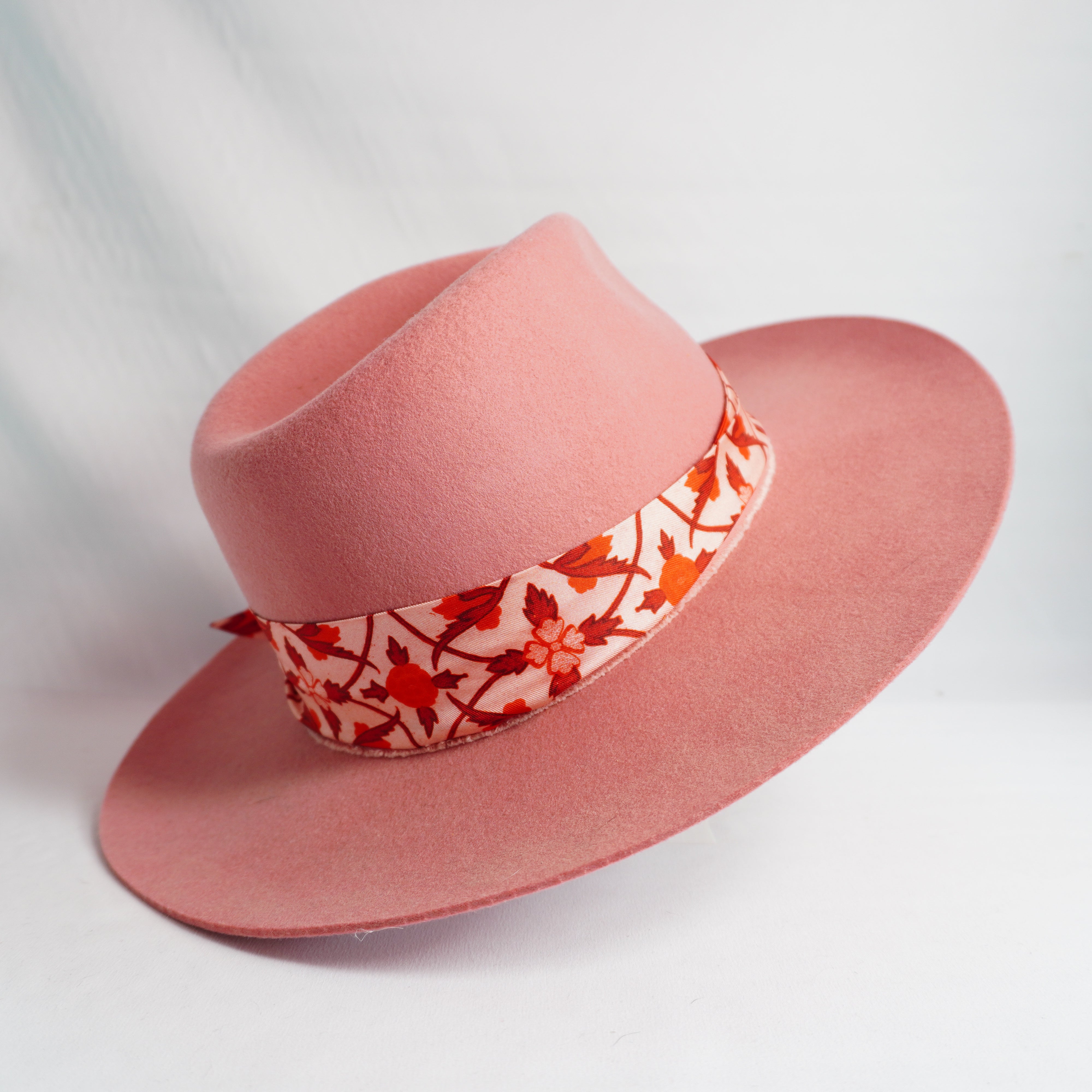 Run for the Roses Twillionaire & Scarf Ring Twillionaire Hampton Road Designs