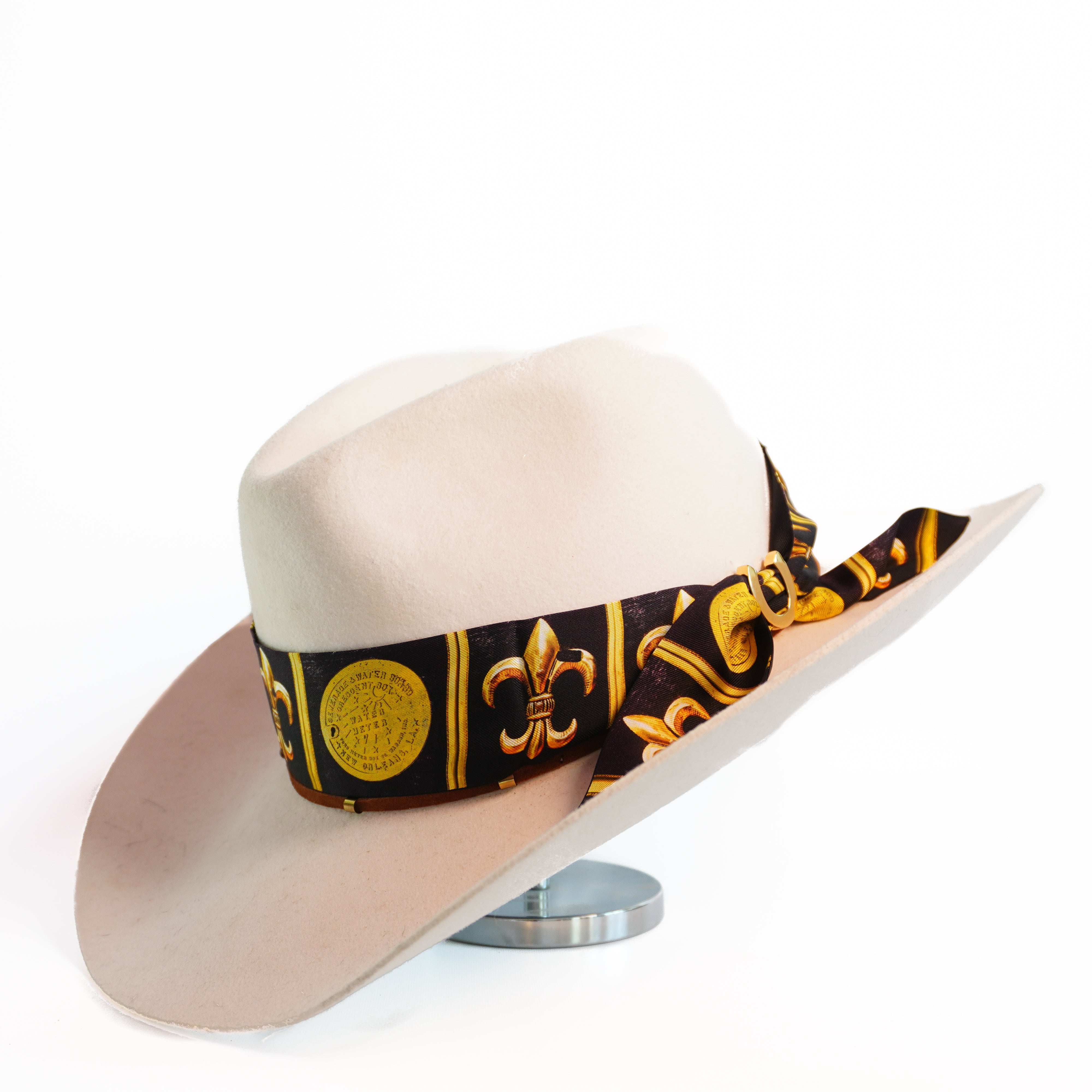 Les Saints Superb Twillionaire & Scarf Ring Twillionaire Hampton Road Designs